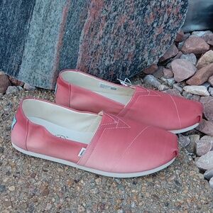 New Toms ombre pink slip on flats shoes womens 8.5